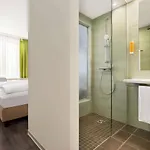 Super 8 By Wyndham 3*