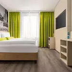 Super 8 By Wyndham 3*