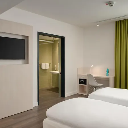Super 8 By Wyndham