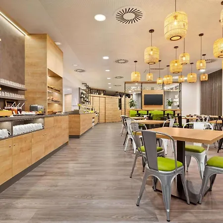 Super 8 By Wyndham Chemnitz