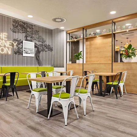 Hotel Super 8 By Wyndham