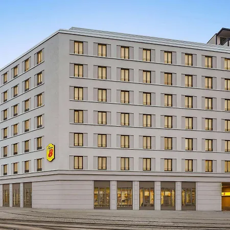 Hotel Super 8 By Wyndham
