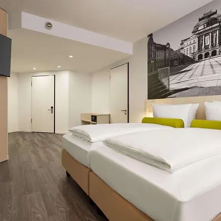 Super 8 By Wyndham Hotell Chemnitz