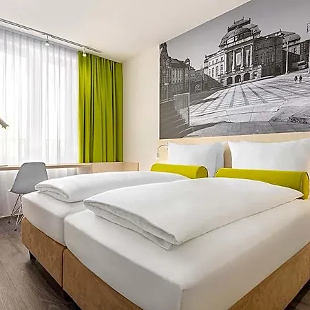 Super 8 By Wyndham