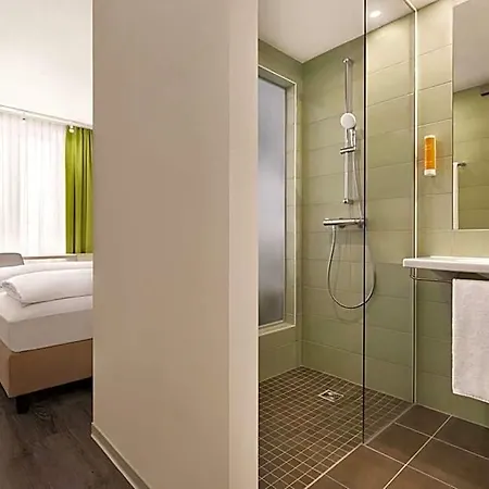 Super 8 By Wyndham Hotel