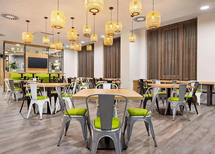 Super 8 By Wyndham شيمنيتز