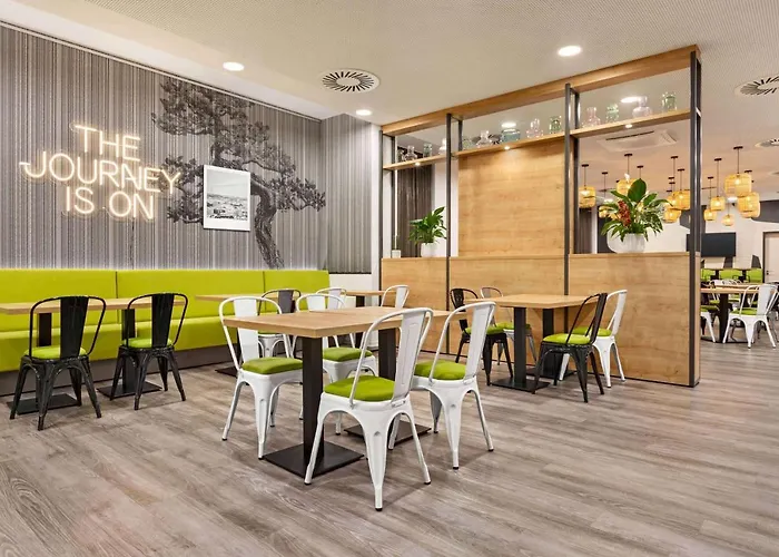 فندق Super 8 By Wyndham شيمنيتز