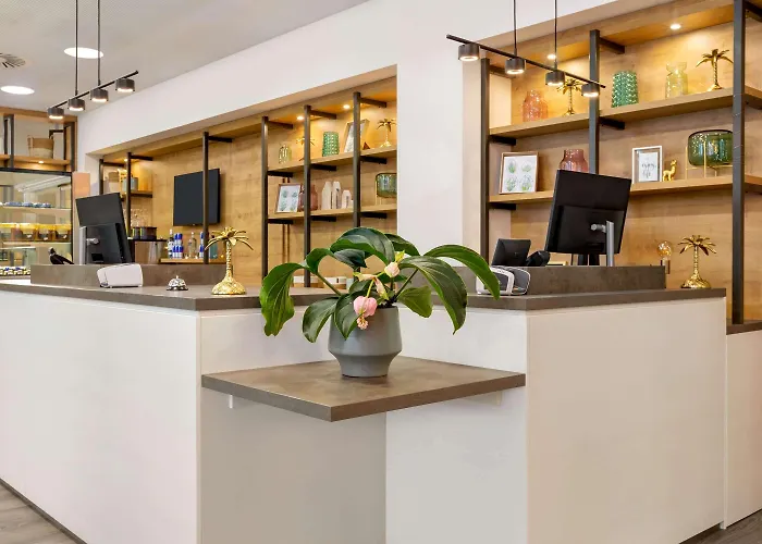 فندق Super 8 By Wyndham